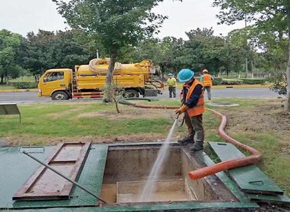 干驿镇化油池清理